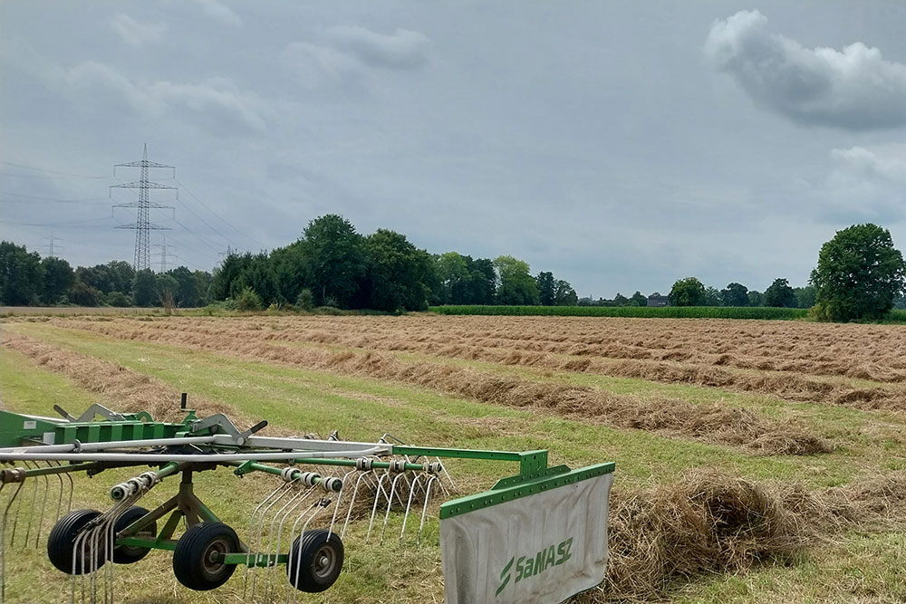 Stroh- &amp; Heuernte – Bild 9