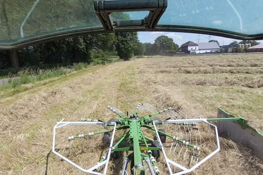 Stroh- &amp; Heuernte – Bild 10